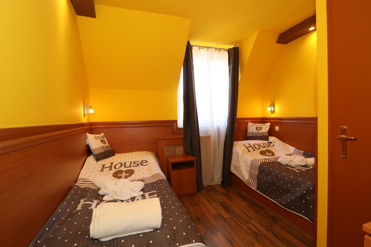 Bed and Breakfast Székelykert Panzió à Miskolc Extérieur photo