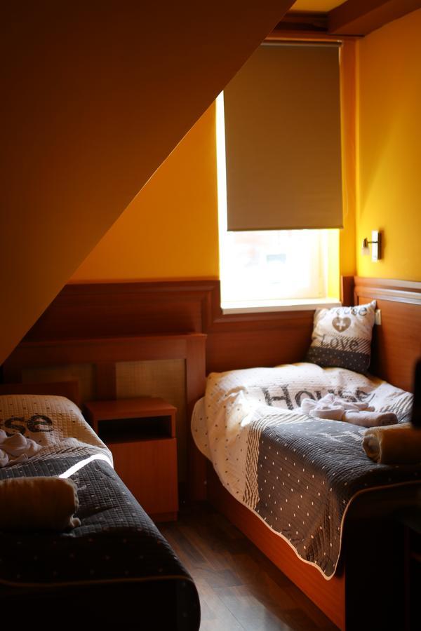 Bed and Breakfast Székelykert Panzió à Miskolc Extérieur photo