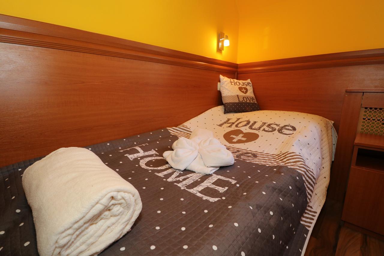 Bed and Breakfast Székelykert Panzió à Miskolc Extérieur photo