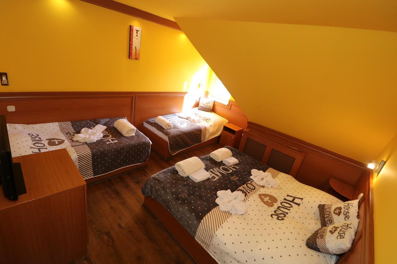 Bed and Breakfast Székelykert Panzió à Miskolc Extérieur photo