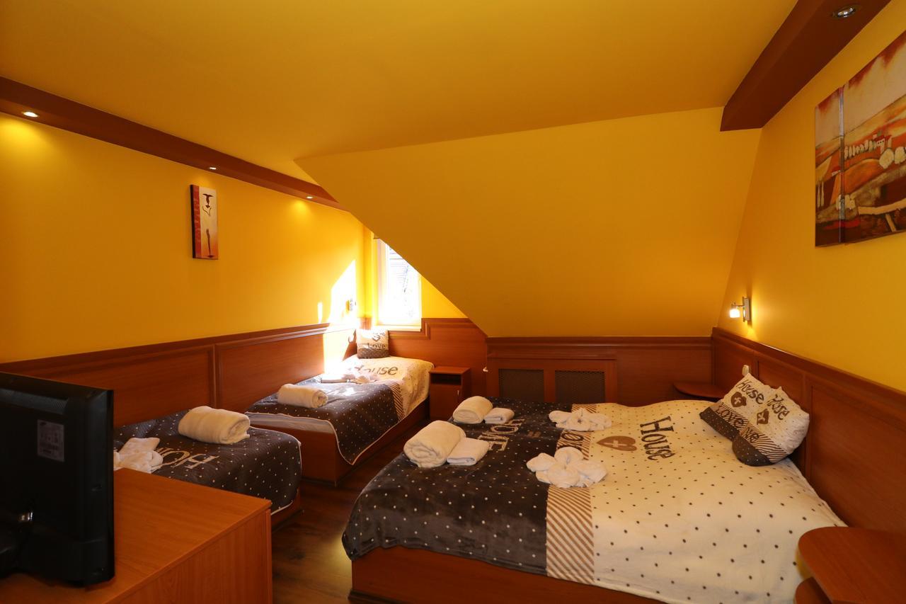 Bed and Breakfast Székelykert Panzió à Miskolc Extérieur photo