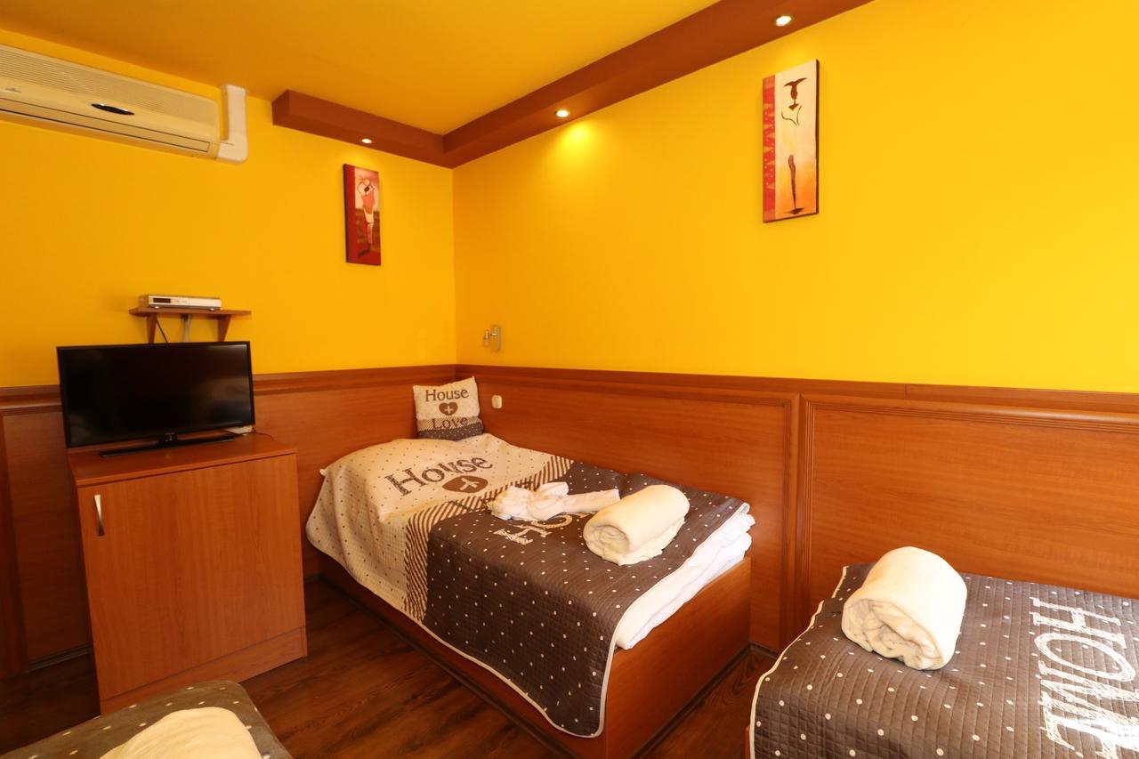 Bed and Breakfast Székelykert Panzió à Miskolc Extérieur photo