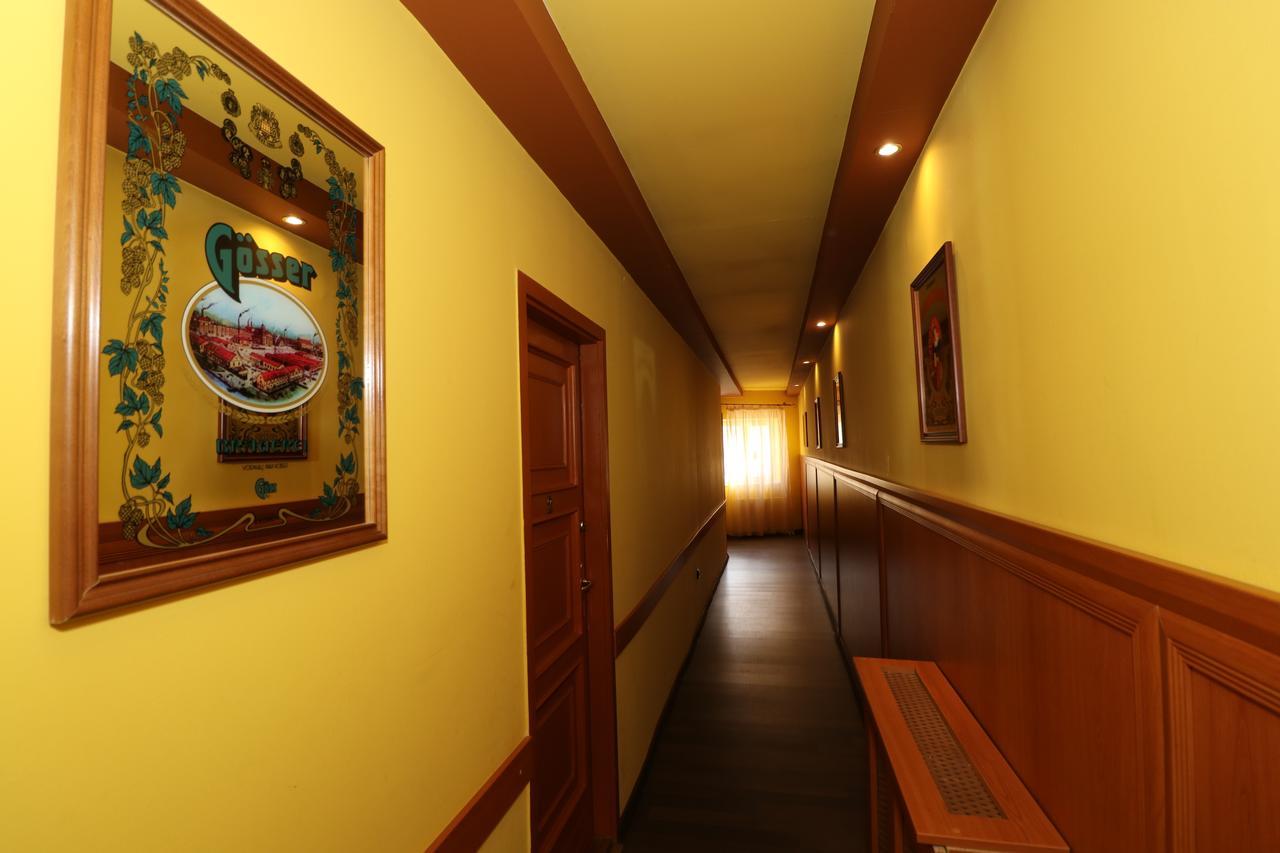 Bed and Breakfast Székelykert Panzió à Miskolc Extérieur photo