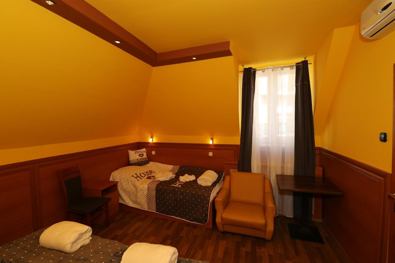 Bed and Breakfast Székelykert Panzió à Miskolc Extérieur photo