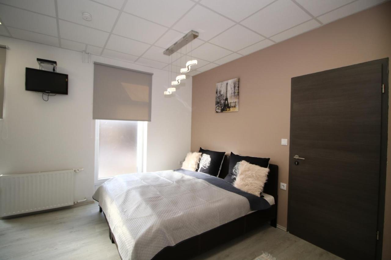 Bed and Breakfast Székelykert Panzió à Miskolc Extérieur photo